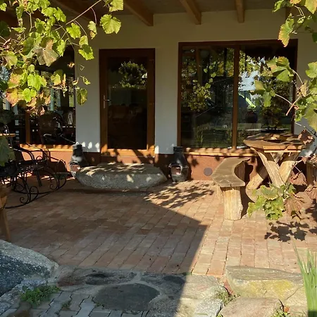 度假居 Agrowinnica