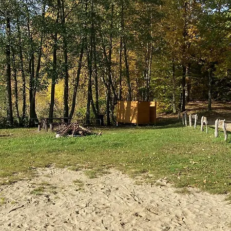 Agrowinnica 度假居 Borzytuchom